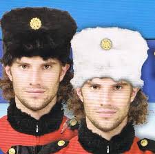 KOZAK MUTS  ZWART OF WIT