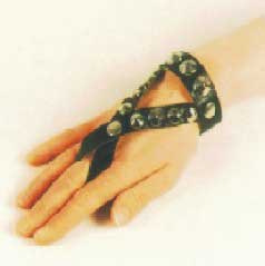 PUNK VINGER ARMBAND