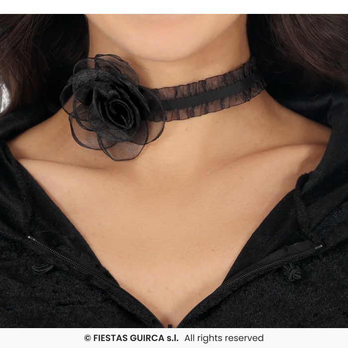 CHOKER MET ZARTE ROSE